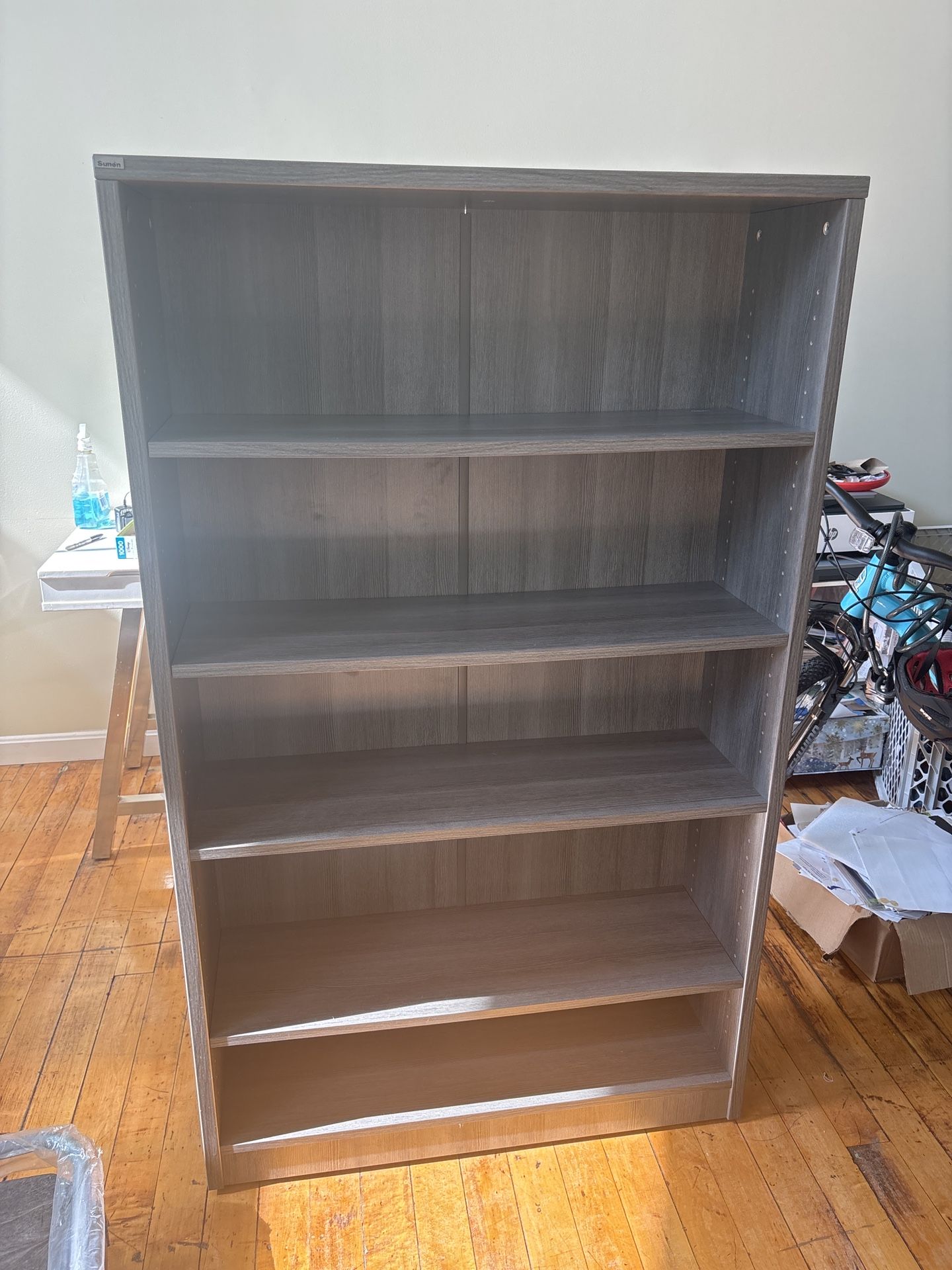 Sunon 5 Shell Bookcase