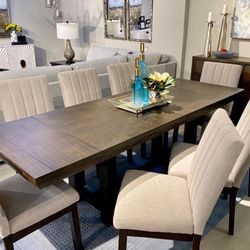 Dellbeck Brown Dining Room Set (Table and Chairs