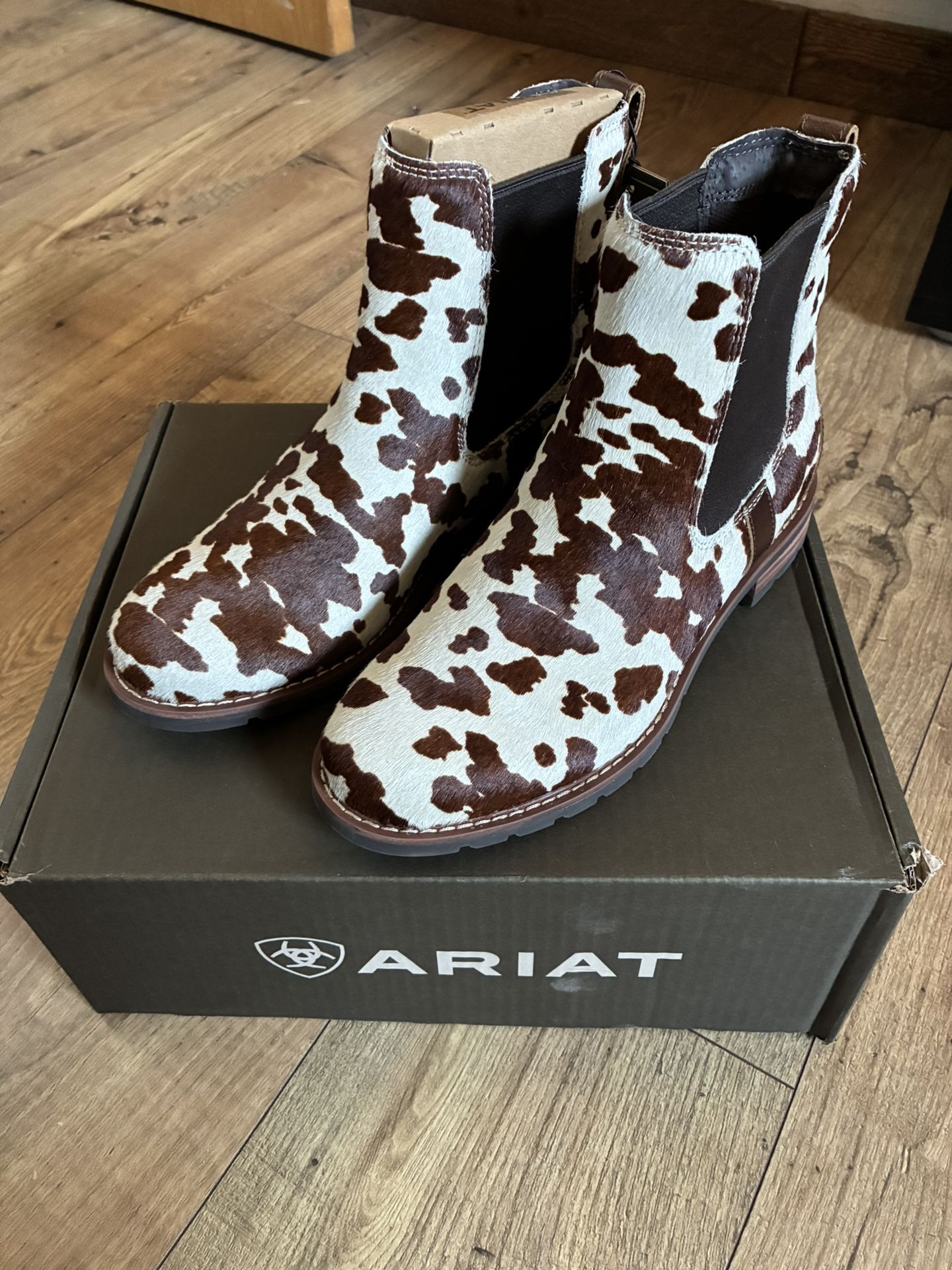 🤠 Boots