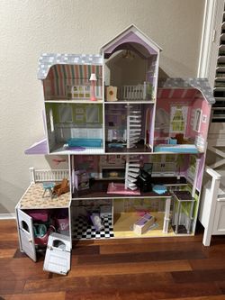 Doll house