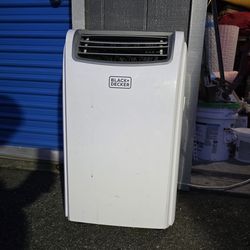 Black And Decker Portable A/c Unit