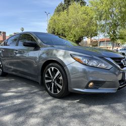 2018 Nissan Altima SR