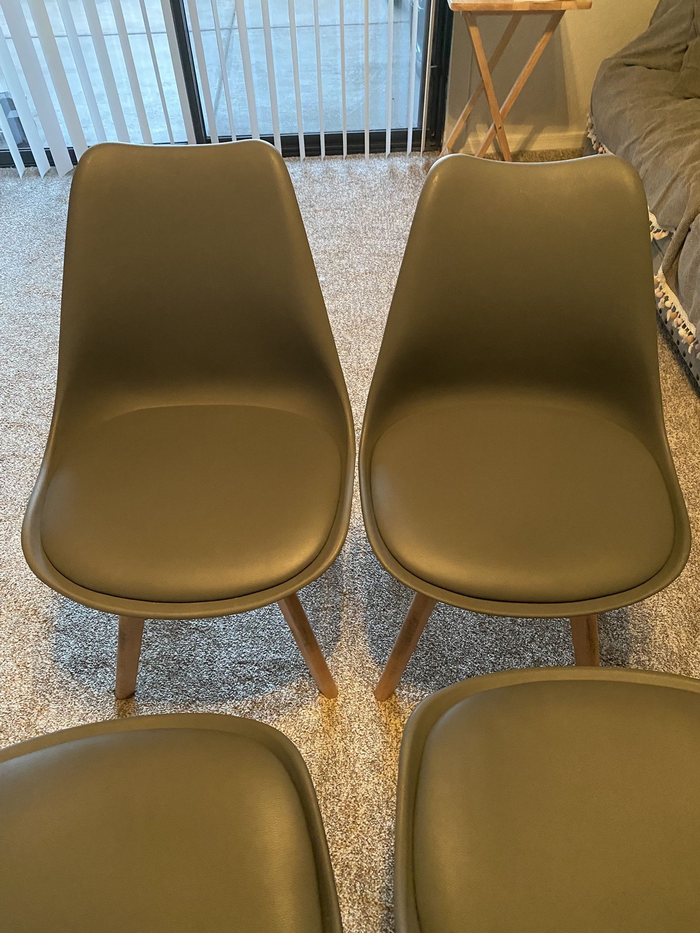 Chairs (4)