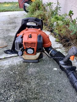 Huskavan Back Pack Blower Needs Carbarator Cleaning
