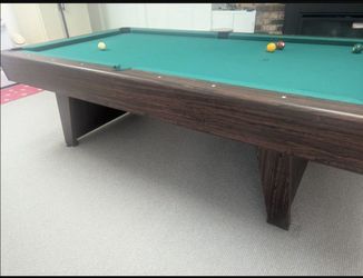 8ft Imperial industries pro pool table