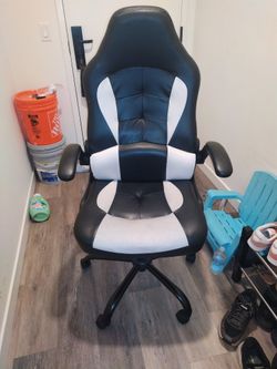 Game Chair $25 Or Best Offer