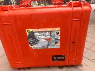 Pelican 1550 Watertight Protector Case Orange
