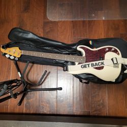 Squier Classic 60s Percision Bass + Amp And Other Accessories