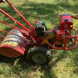 Troy Bilt Horse Tiller , 4 Speed, PTO Model