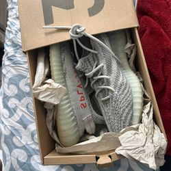 Yezzy 350 sz10.5