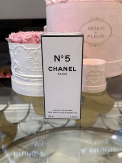Chanel N°5 The White Gold Body Oil🤍 FIRM PRICE