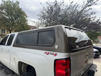 Chevrolet Silverado camper shell