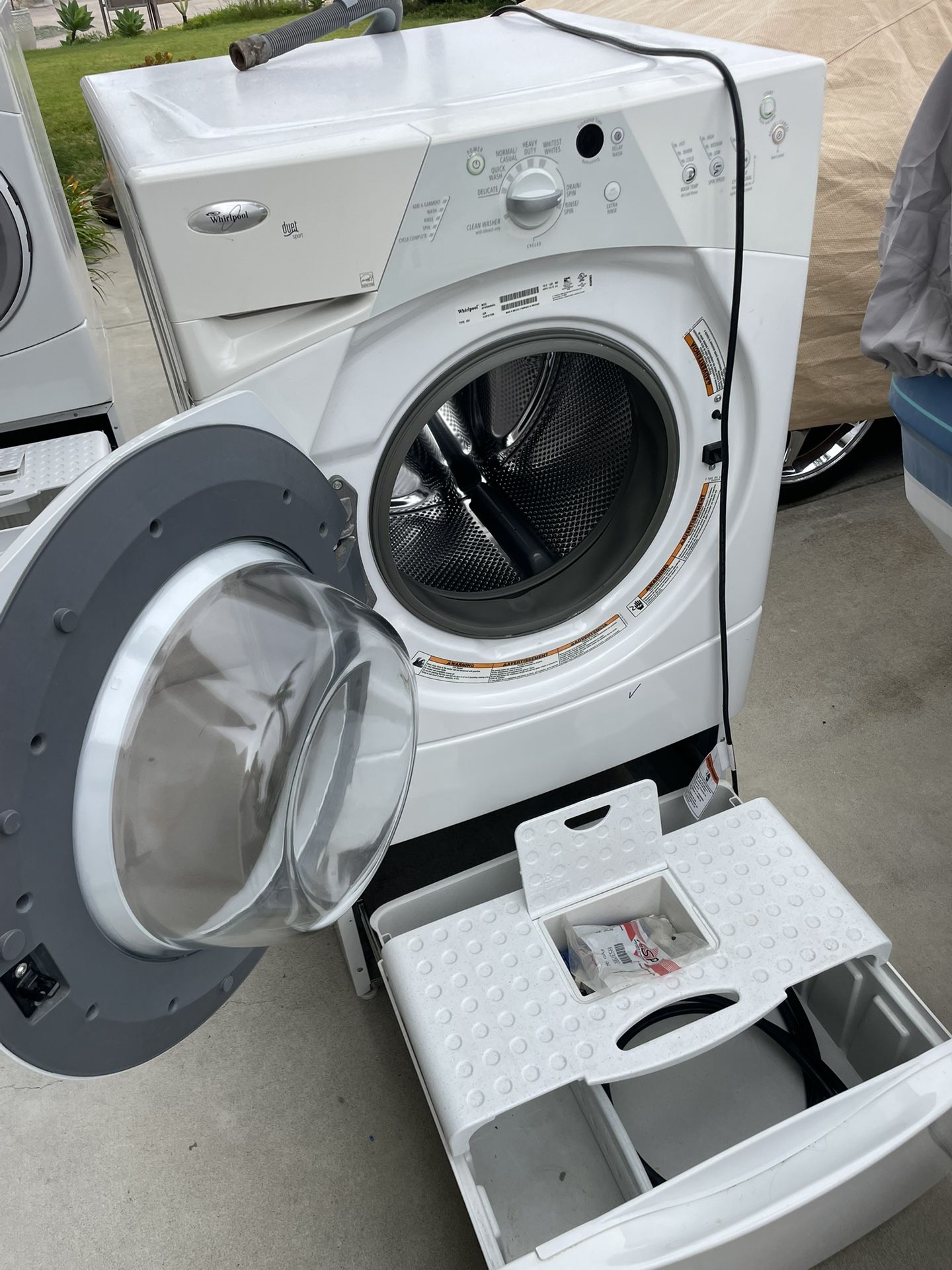 Whirlpool Duet Sport Washer & Gas Dryer