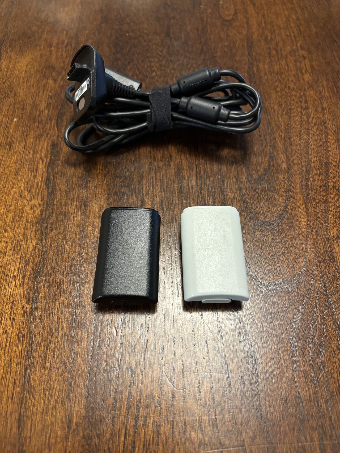 Xbox 360 Play and Charge Kit