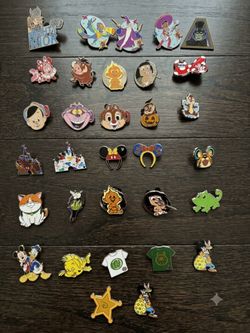 Disney diamond pin lot