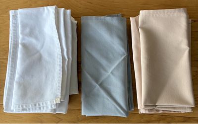 8 misc. cloth dinner napkins, 1-gray, 3-beige, 8-white. Buy all for $8.00.