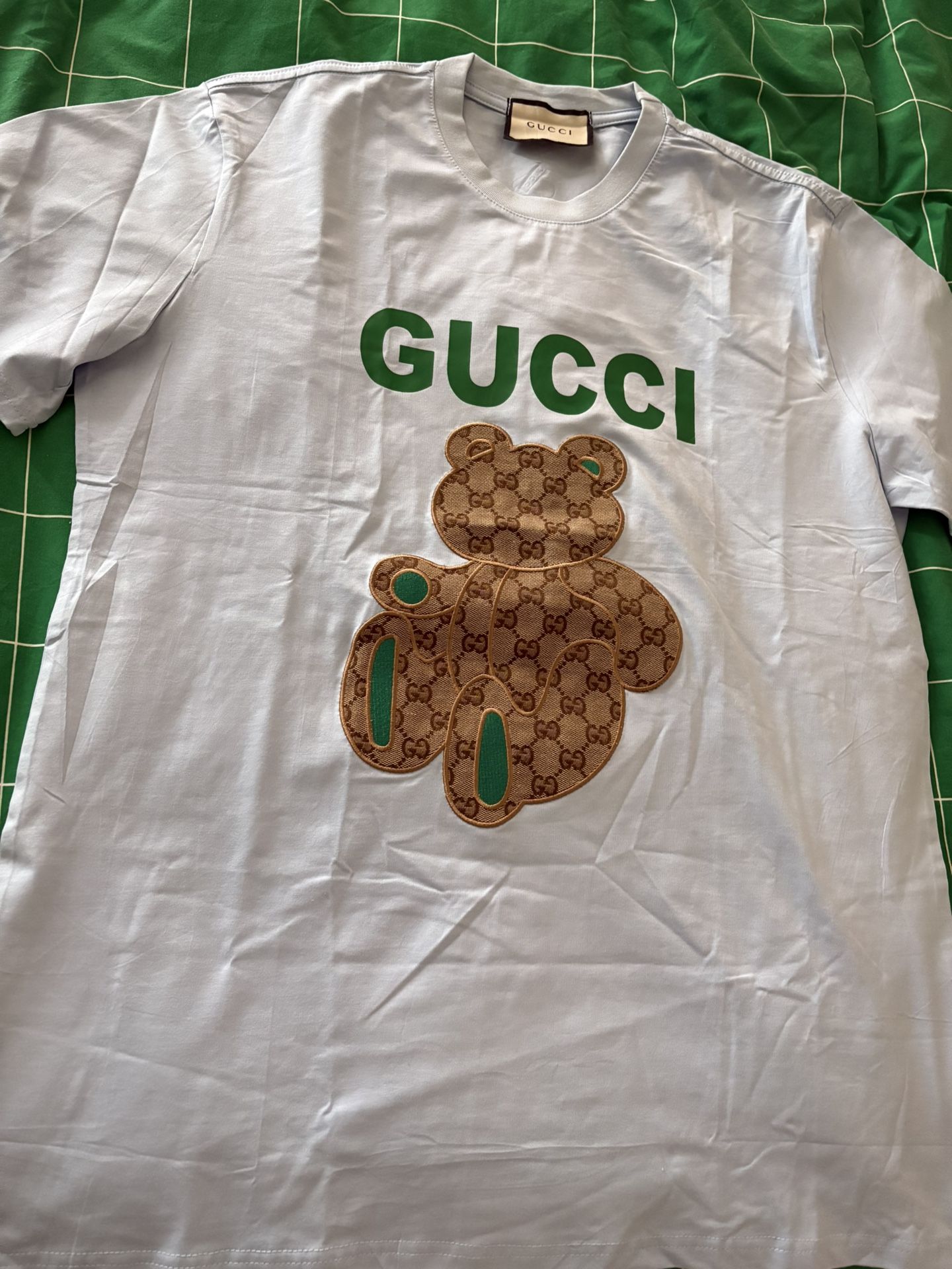 Gucci Tshirt Size large 