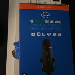 Blue Yeti Mic & Mic Arm