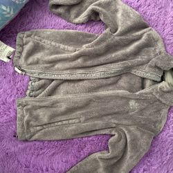 Brand New Gray North Face - Size small