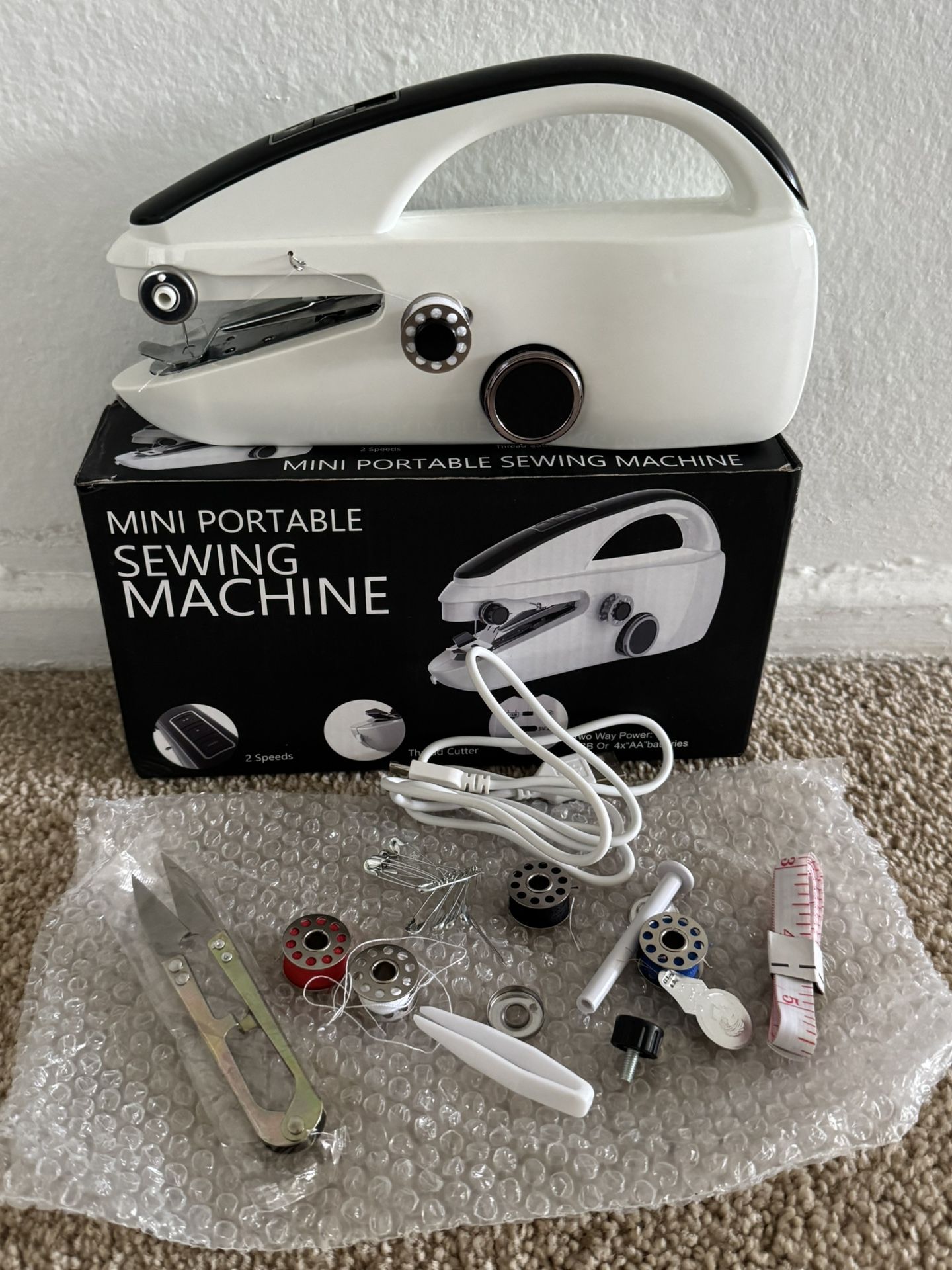 Mini Portable Sewing Machine