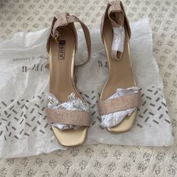 Sparkle Gold Sandals Size 8.5 