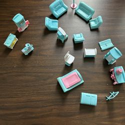 Miniature Dollhouse Plastic Furniture, Teal 21+ Pieces