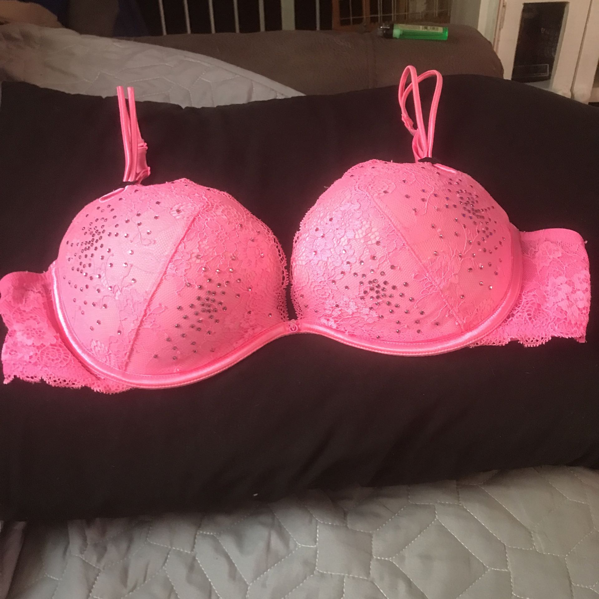 Victoria Secret 36D Sexy Little Things Bra for Sale in Newark, OH