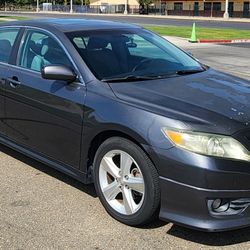 2010 TOYOTA CAMRY,  CLEAN TITLE 