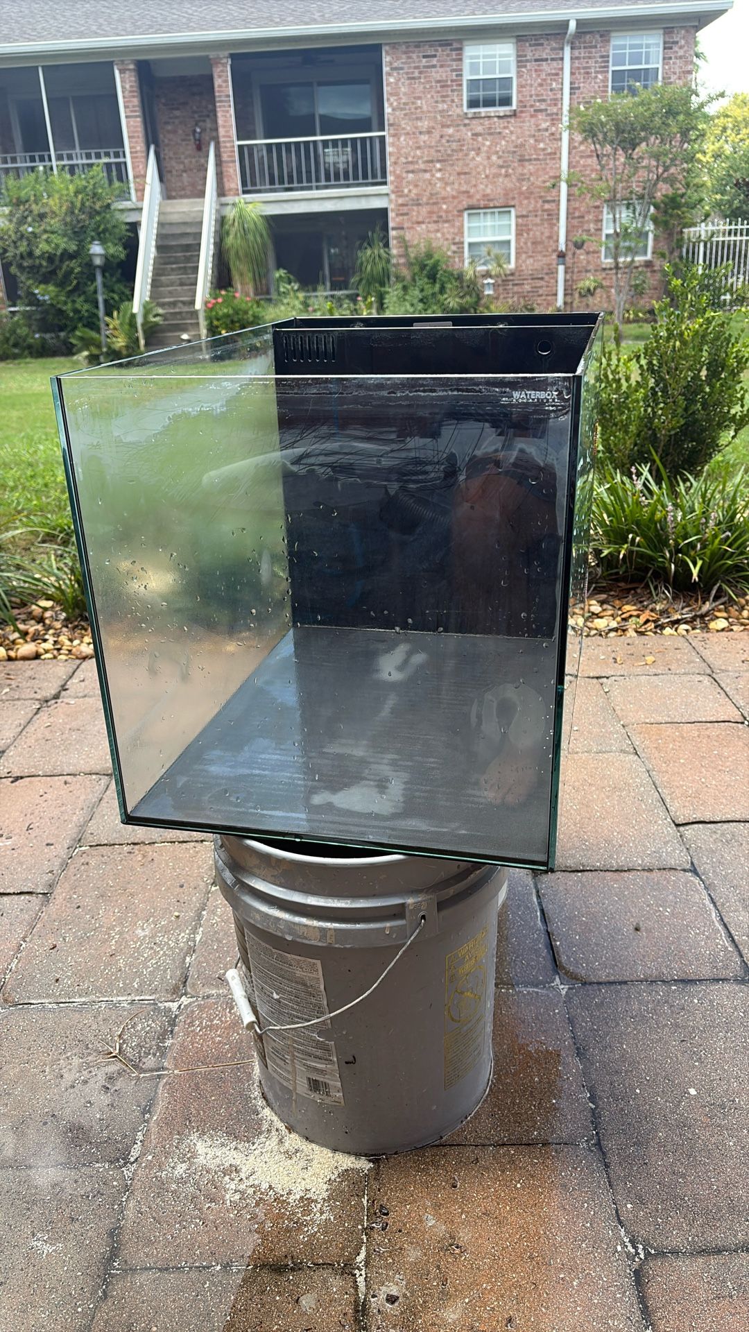 30gal Peninsula By Waterbox With A Stand