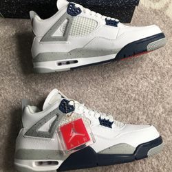 Air Jordan 4 “Midnight Navy”