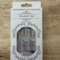 Press-On Nails, 24 pieces