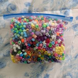 Quart Sized Bag of Assorted Beads 