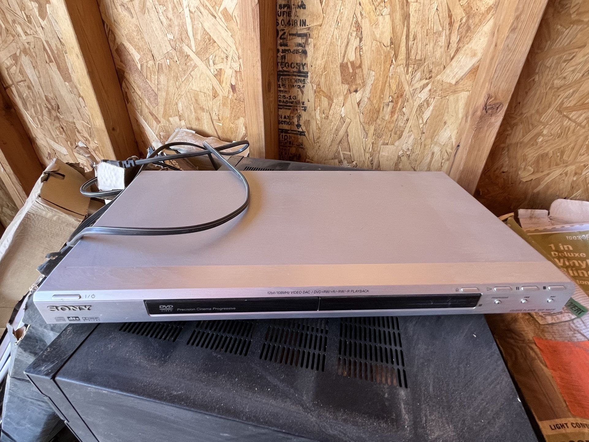 Sony CD/DVD Player DVP-NS41P Precision Cinema Progressive