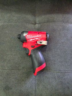 Milwaukee M12 FUEL 1/4 in. Hex Impact Driver (Tool-Only)