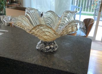 Fused glass bowl with pewter Base