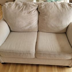 Couch 2 Seat 