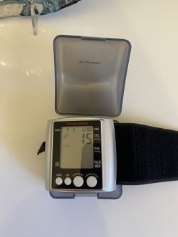 Walgreens Wrist Blood Pressure Monitor 