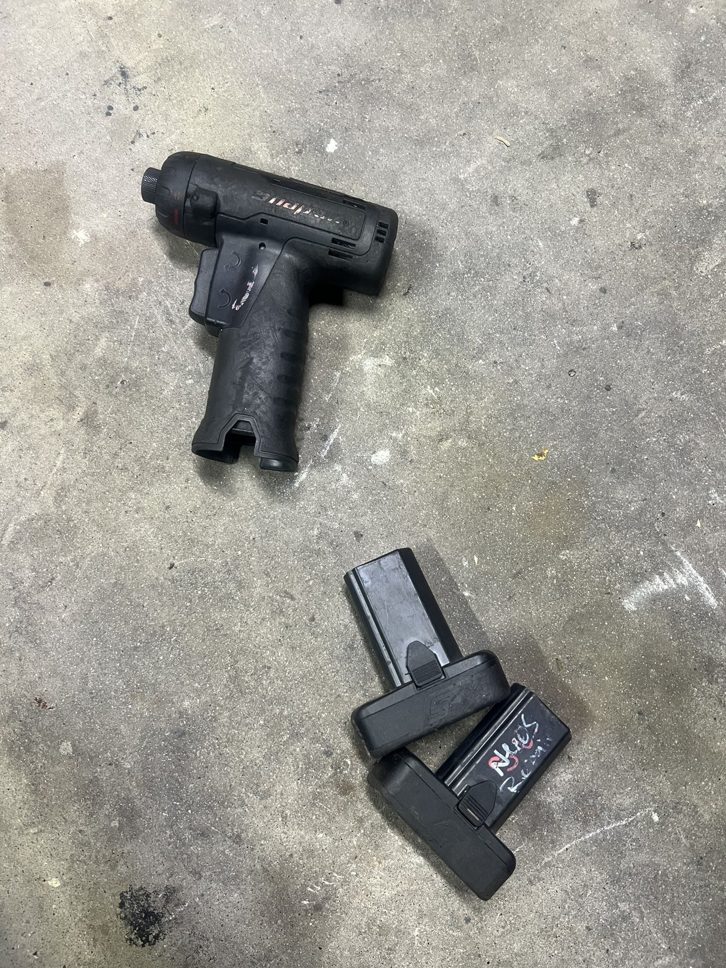 Snap On Bit Driver And Battery need Repair