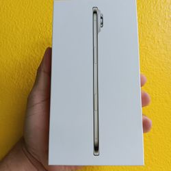 iPhone AIR Light GOLD 256GB (2025) Cricket/boost/metro/tmobile