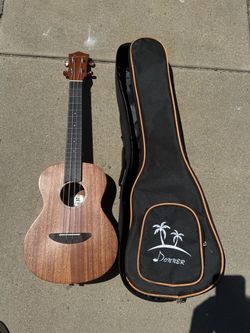Donner Tenor Ukulele Mahogany Professional