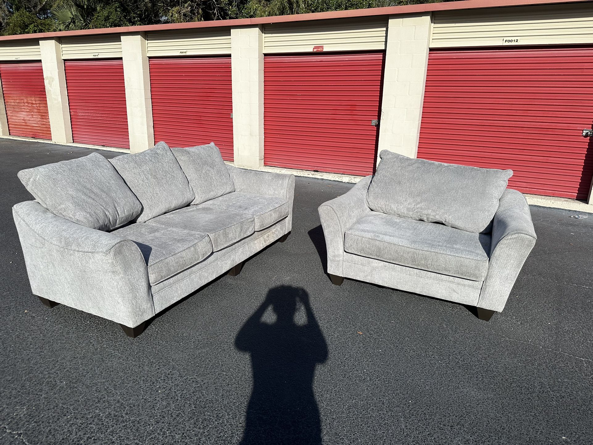 Super Nice Comfy Gray Sofa Set 🔥🔥