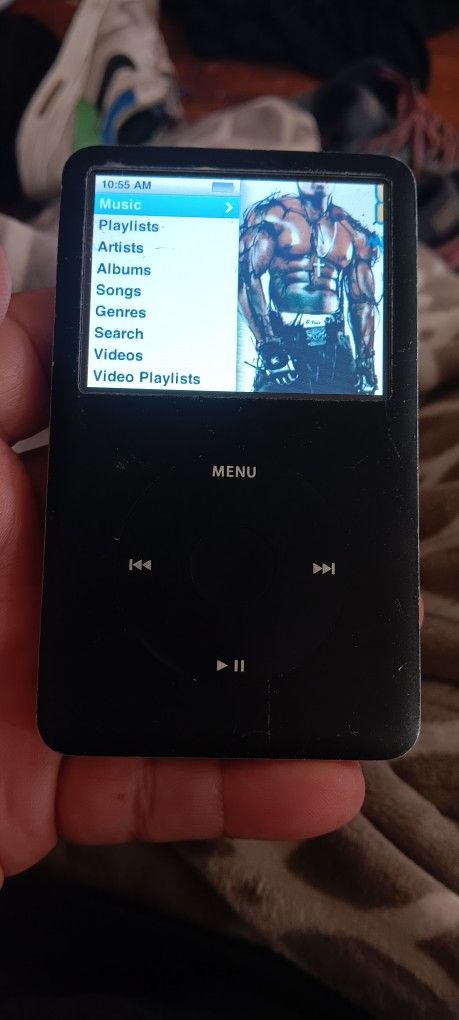 Ipod 80gig 7th Generation With 9000 Spngs. Firm Price