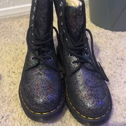 1460 PASCAL IRIDESCENT CRACKLE BOOTS W7