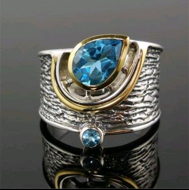 Unique Vintage Style Sea Blue Silver Tone Ring