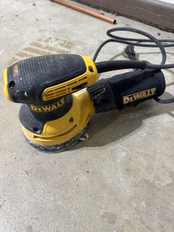 DEWALT 3 Amp Corded 5 in. Variable Speed Random Orbital Sander