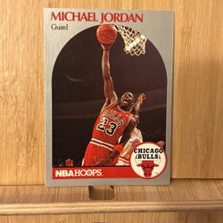 1990 Hoops Michael Jordan Card#65