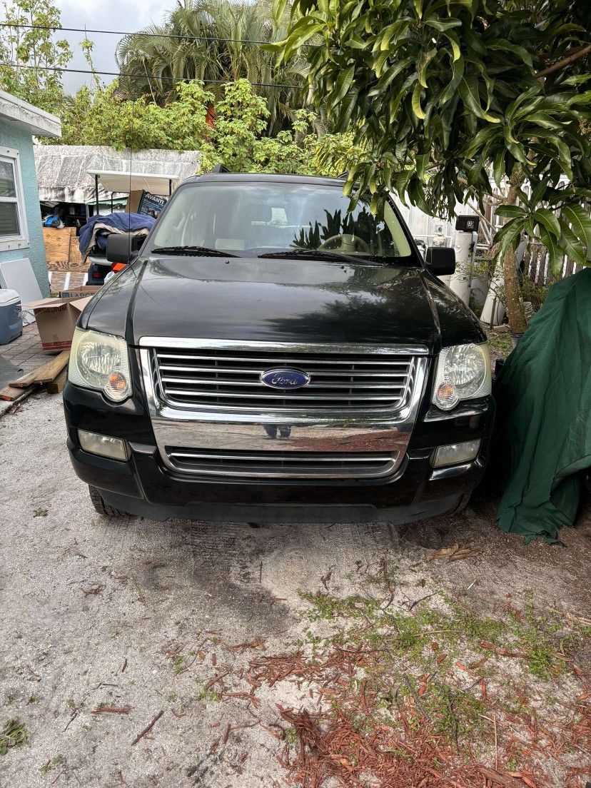 2008 Ford Explorer