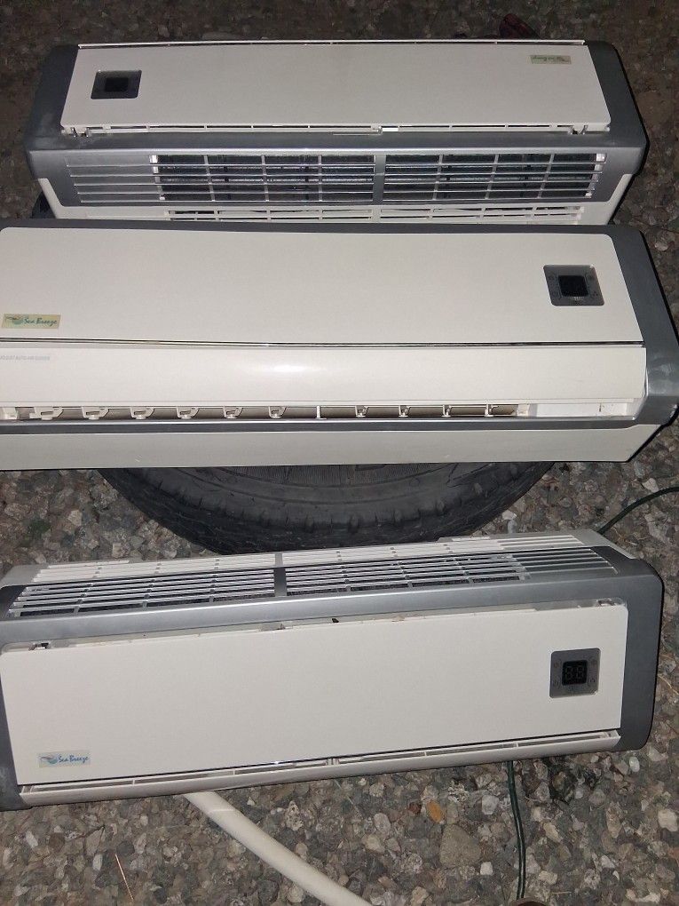 Sea Breeze Mine Split Ac/ Heat 3 Units