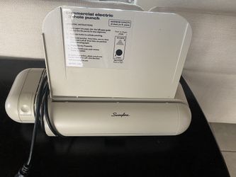 Swingline Commercial Electric 3 Hole Punch