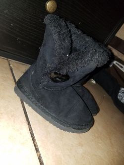 Girls boots
